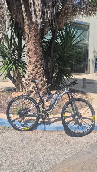 BTT Specialized Epic Elite Carbono. Talla L.

