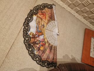 Ventagli decorati: oggetti da collezione