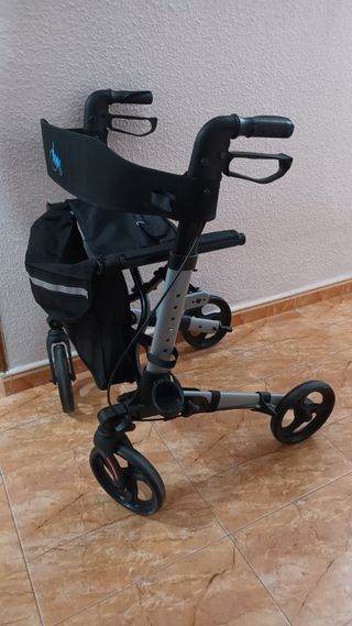 Andador Totalcare Rollator Magnum