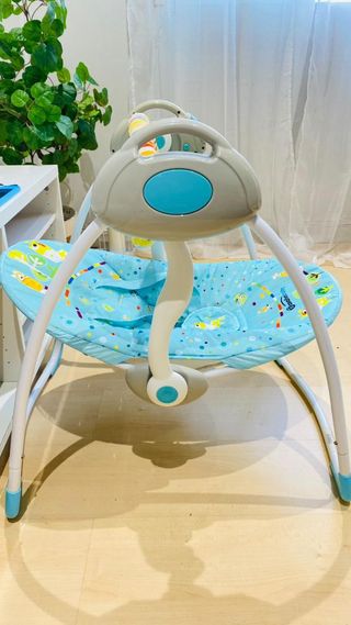 Columpio musical baby