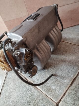 Colector Toyota MR 2. A v 11