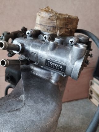 Colector Toyota MR 2. A v 11