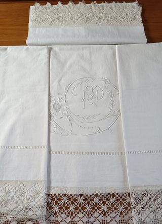 Sábanas antiguas hilo bolillo