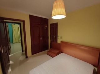 Cabecero de dormitorio matrimonio, diseño moderno.