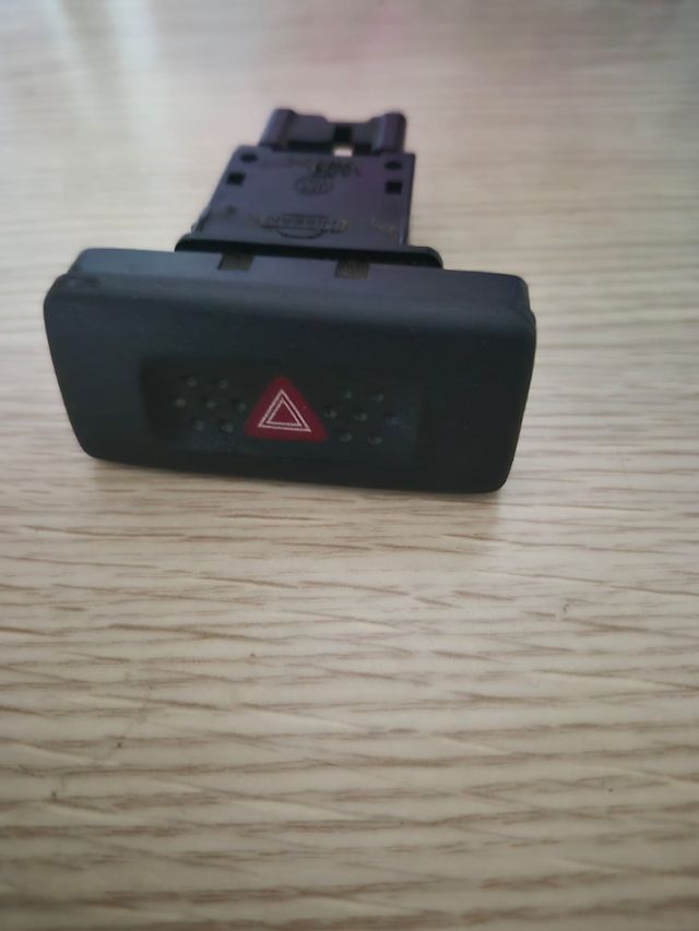 Interruptor Luces Nissan Terrano II