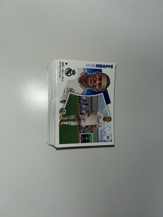 95 Cromos Liga 24/25 PANINI