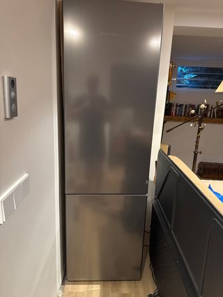 Nevera Liebherr - Gris