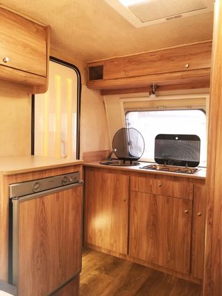 Caravana Bambina 126NT usada 3 veranos 