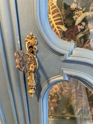 Vitrina vintage azul - Mueble antiguo