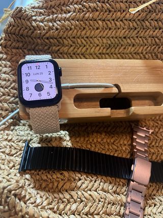 Apple Watch SE GPS - negro
