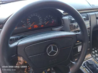 Mercedes-Benz Clase E 2000