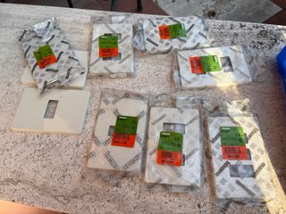 9 Placche per interruttori luci Bticino Magic