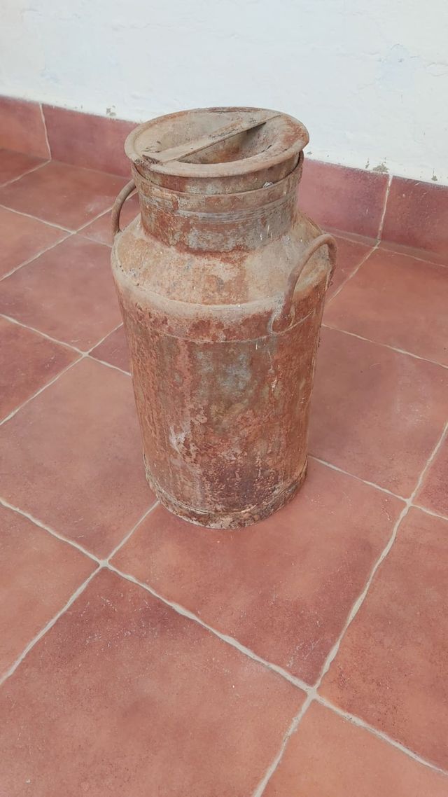 Lecheras de aluminio antiguas
