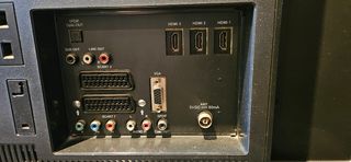 TELEVISION OKI DE 32 "