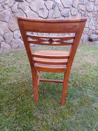 Silla madera teka.