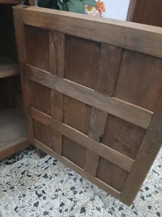 Taquillón castellano antiguo