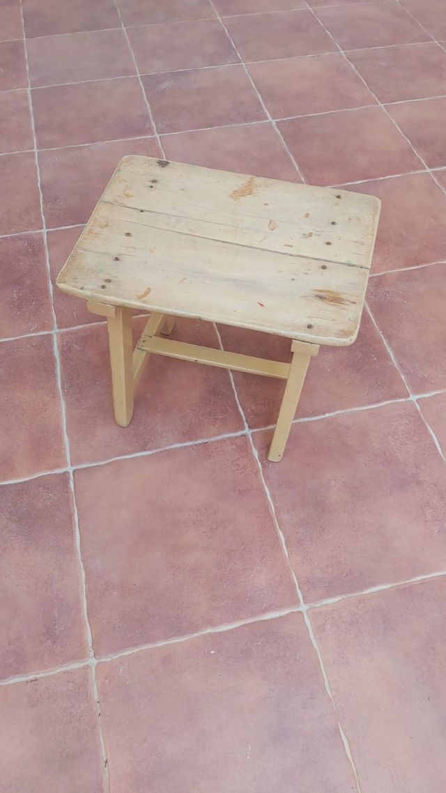 Mesa auxiliar vintage madera