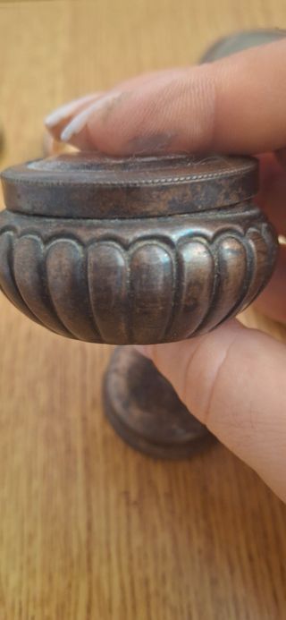 6 scatoline vintage metallo 2 sono portacipria