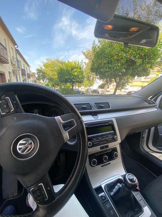Volkswagen Passat 2012