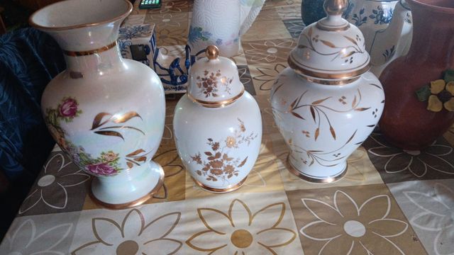 Diferentes jarrones