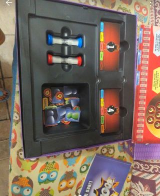 Juego de mesa ¡Boom! Famosa