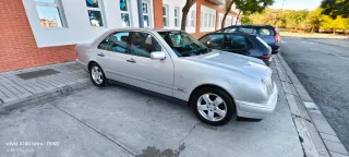 Mercedes-Benz Clase E 2000