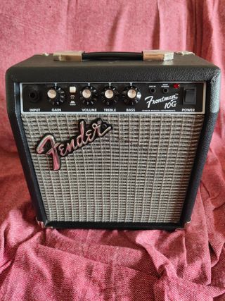 Amplificador Fender Frontman 10G