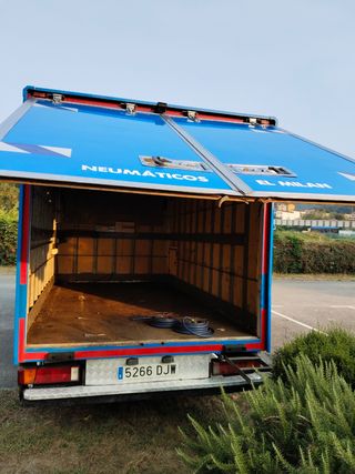 Volkswagen LT28 2005