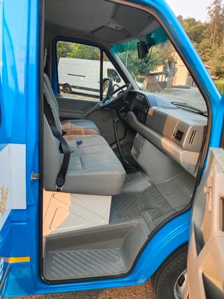 Volkswagen LT28 2005