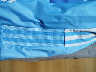 Chaqueta Adidas Real Madrid azul WIND  RDY ORIGINA