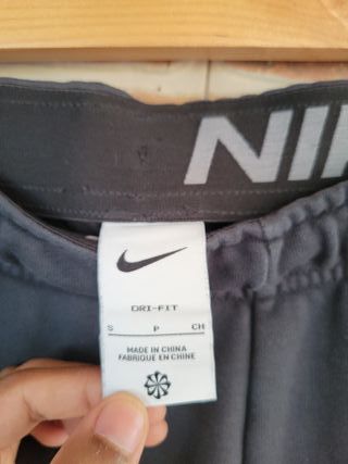 Pantalones Nike negros - Talla S