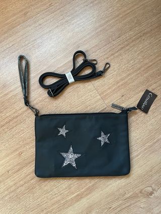 Bolso negro con estrellas plateadas – Correa extra