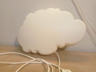 Lámpara nube infantil Ikea