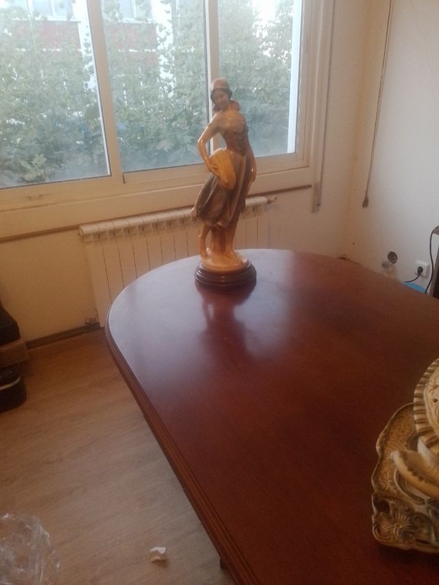 Escultura chica campesina - Art Deco