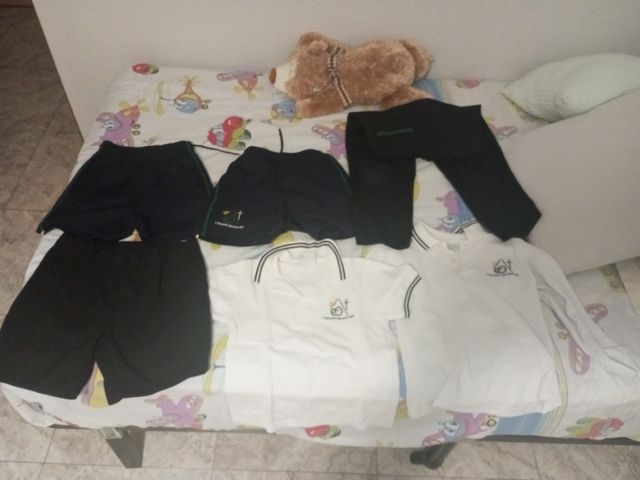 Uniforme Vedruna niño