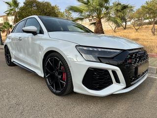 Audi RS3 SPORTBACK 400 CV GARANTIA OFICIAL AUDI
