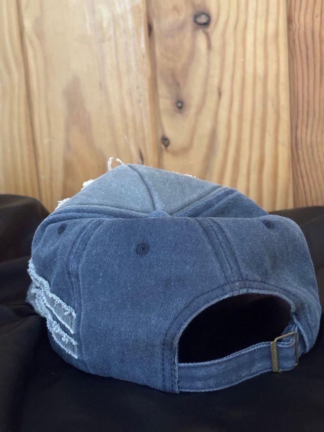 Gorra desgastada estilo vintage