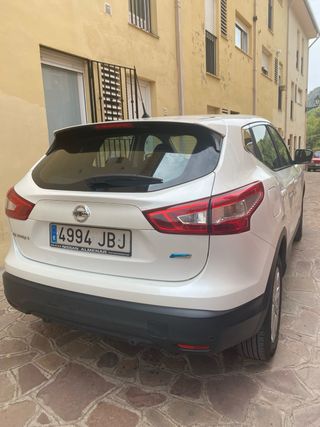 Nissan Qashqai 2015