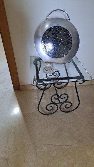 Mesa centro cristal y forja