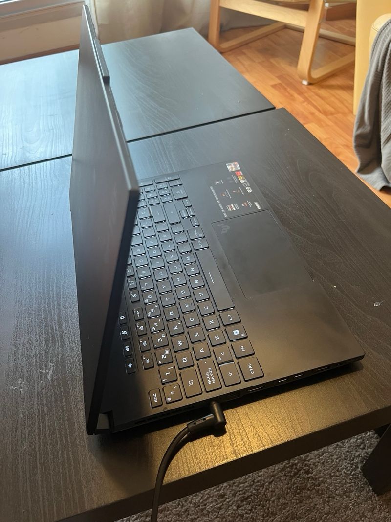 ASUS TUF Gaming A16 FA617NS - Portátil Gaming afbeelding 2