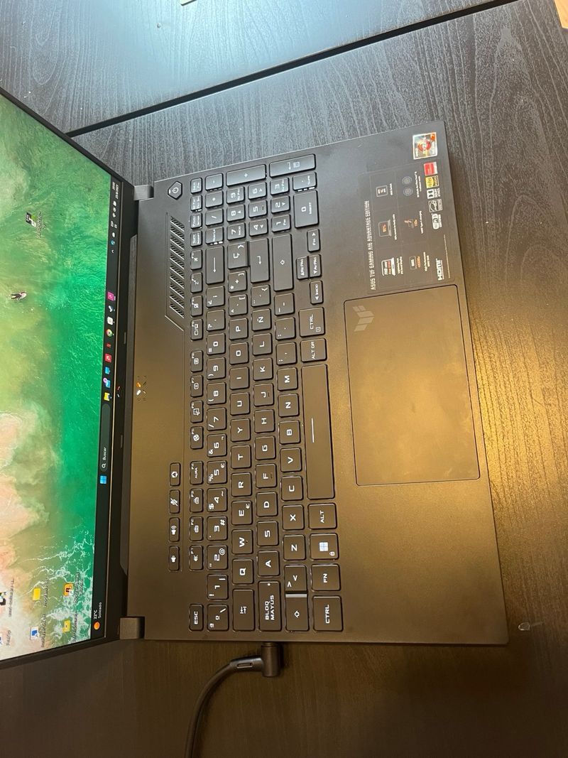 ASUS TUF Gaming A16 FA617NS - Portátil Gaming afbeelding 3