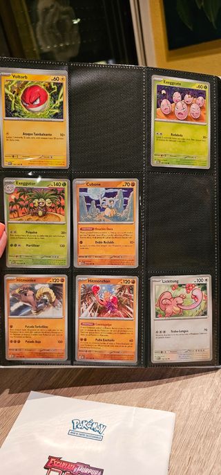 Album no Completo Pokémon Escarlata & Púrpura 151