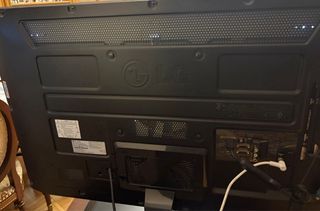 TV LG 37" 5300 - Negro con mando a distancia