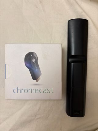 TV LG 37" 5300 - Negro con mando a distancia