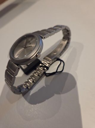 Reloj Lotus Mujer Gris Plata, NUEVO!