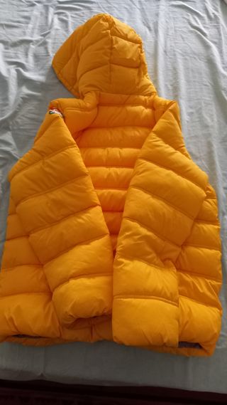 2 Anoraks niño amarillo - azul talla L