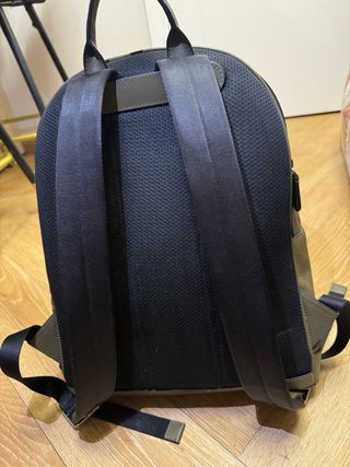 Mochila Michael Kors verde oliva