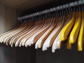 38 perchas Madera 