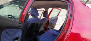 Peugeot 206 2000 98mil kilómetros 