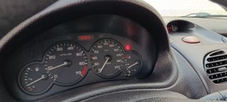 Peugeot 206 2000 98mil kilómetros 